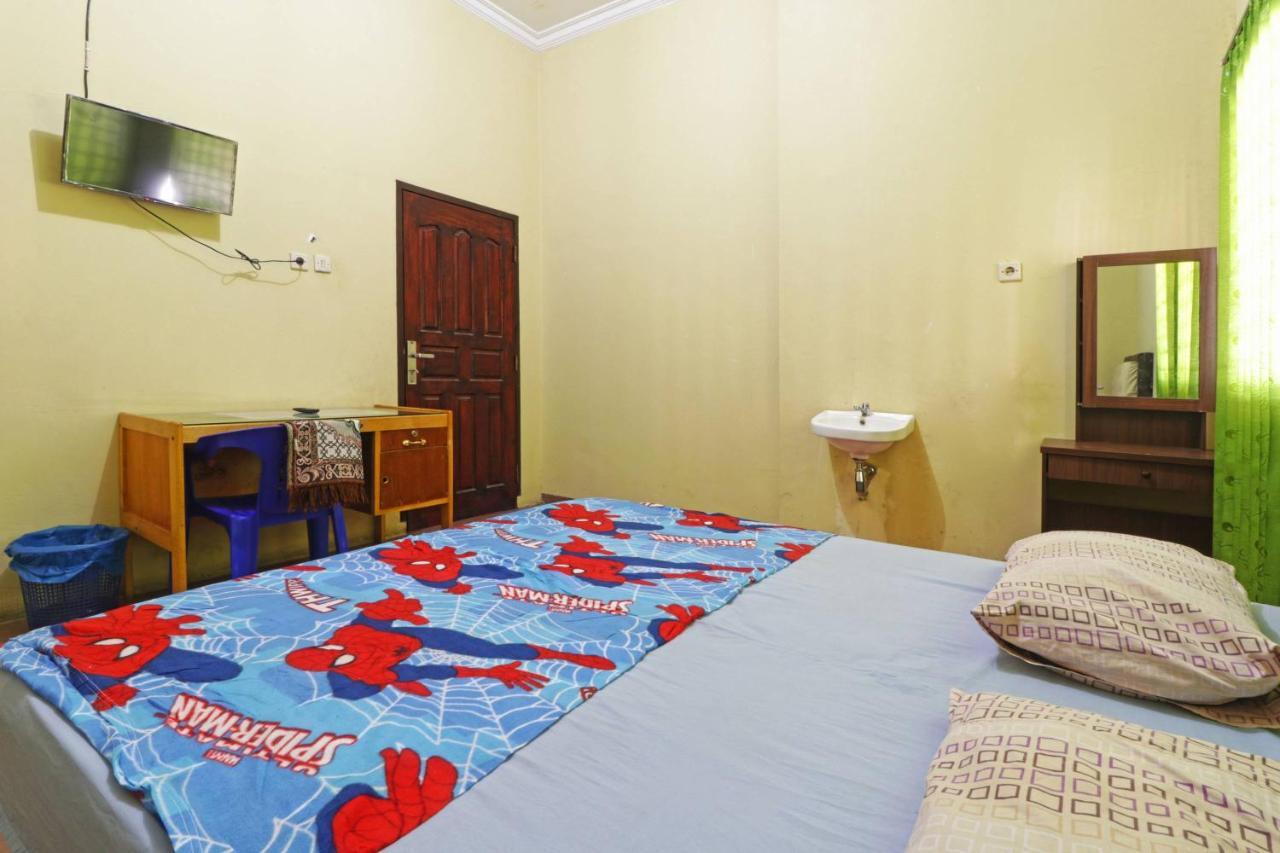 Wisma Cempaka 2 Syariah Hotel Parit  Kültér fotó