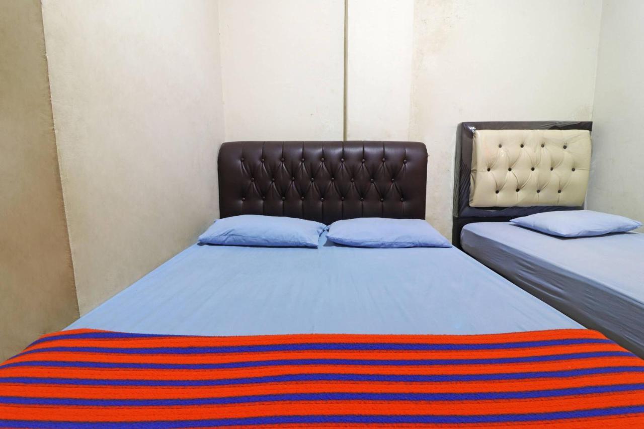 Wisma Cempaka 2 Syariah Hotel Parit  Kültér fotó